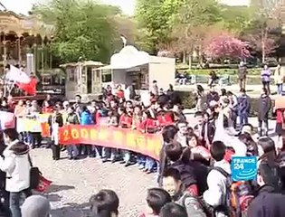 Confrontation des pro- et anti-tibet à Paris