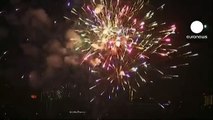 China da la bienvenida con fuegos artificiales al Año del Dragón