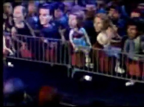 celebrity deathmatch axl rose vs slash guns n' roses xvid