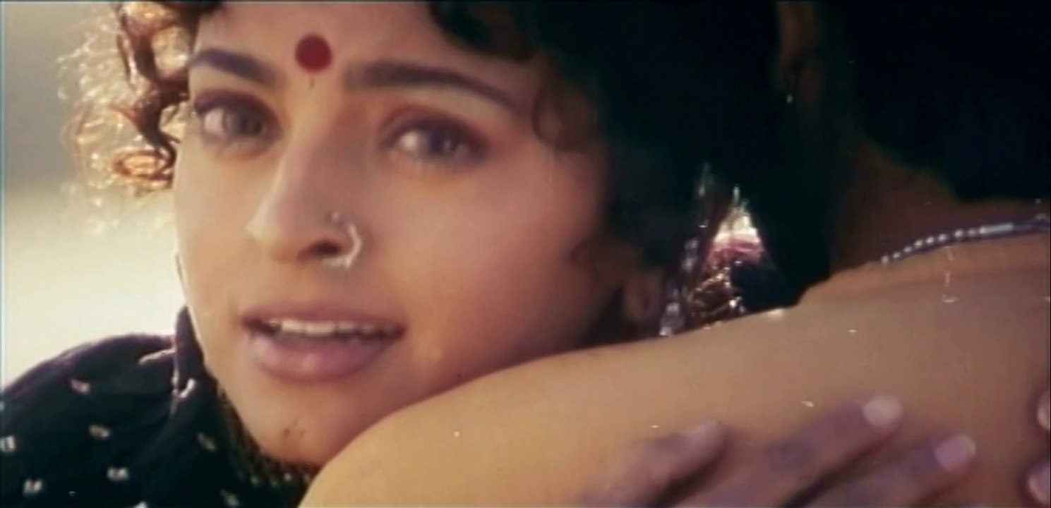 Aati Hai To Chal - Saat Rang Ke Sapne - Juhi Chawla -v1