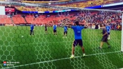 Luis Suarez Fantastic penalty save from Ter Stegen in training 2015