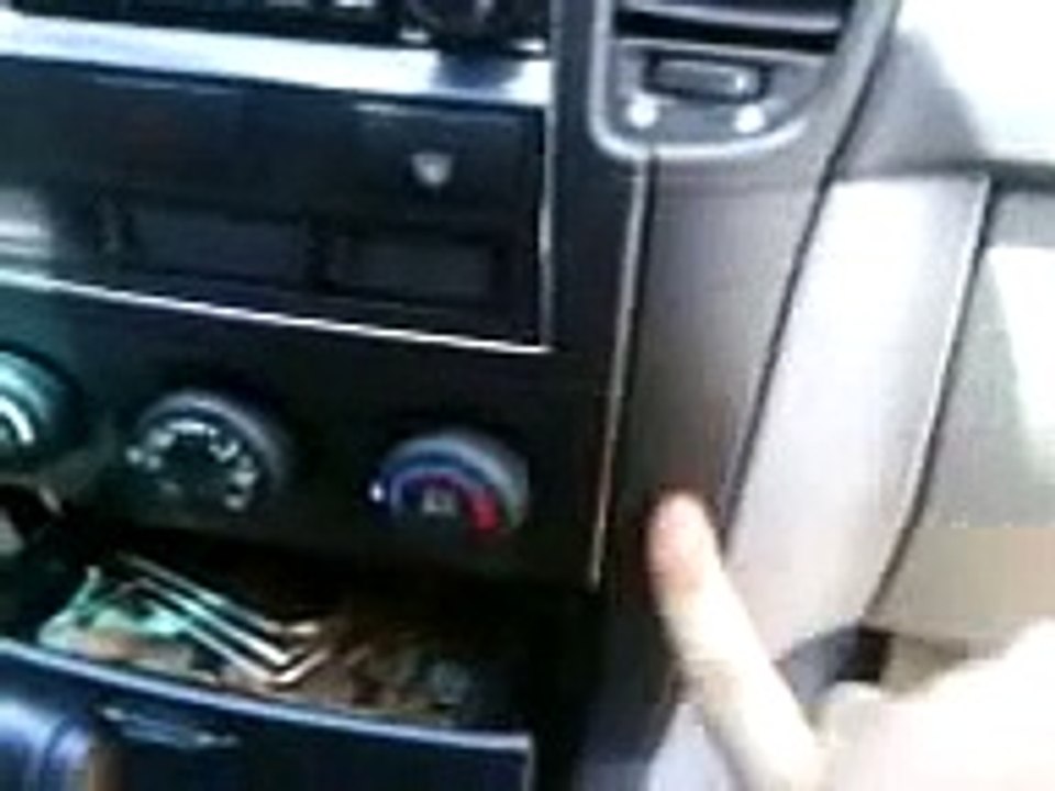 2008 Kia Sorento Stereo Removal