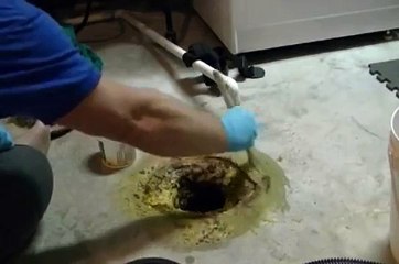 Basement floor drain replacement with a Dranjer J-N6.avi