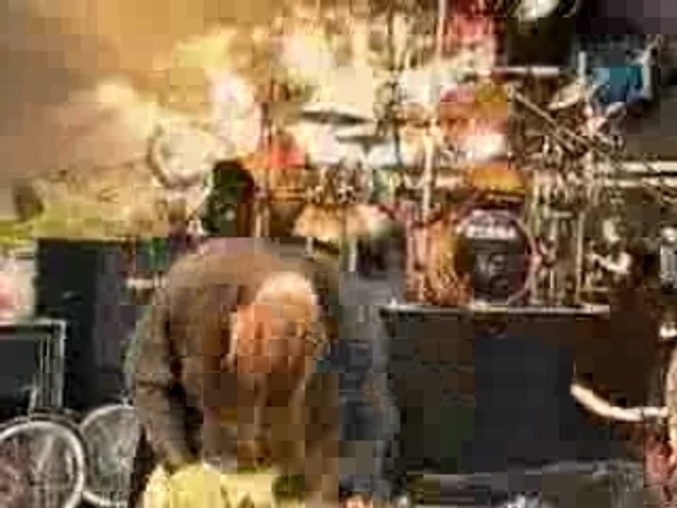KoRn - It's On (live)