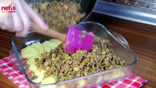 Beşamel Soslu Mantarlı Patatesli Oturtma Nefis Yemek Tarifleri