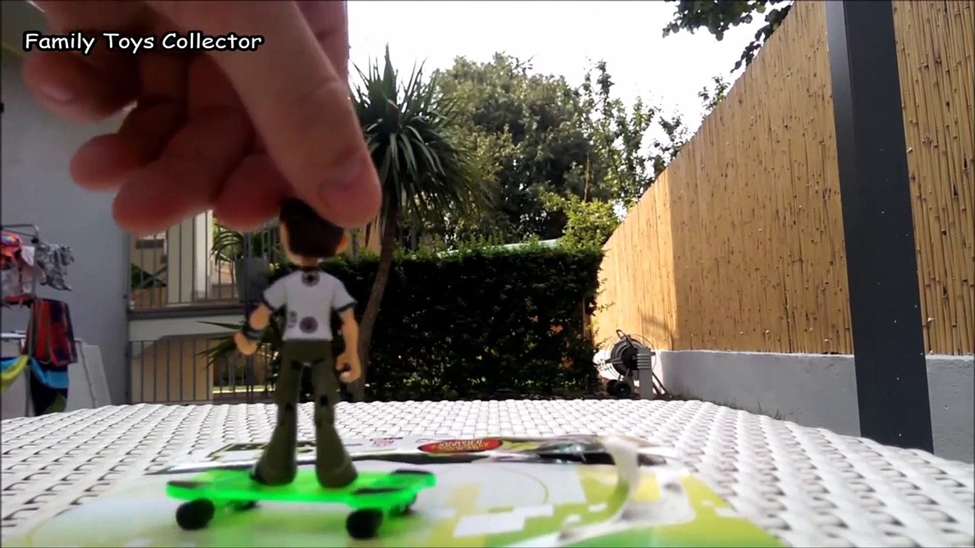 Ben 10 Omniverse uitpakken van Cartoon Network ~ Unboxing Ben 10 Omniverse