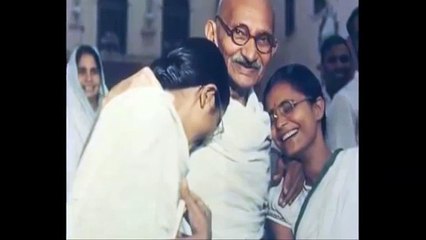 10 Shocking secrets of racist Gandhi's life no one knows about