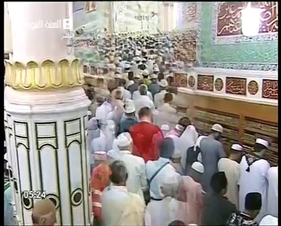 الشيخ صلاح البدير ينقل المصلين بتلاوته الى عالم آخر في فجرية السبت 22 11 1431 تسجيل ورثان الجنان