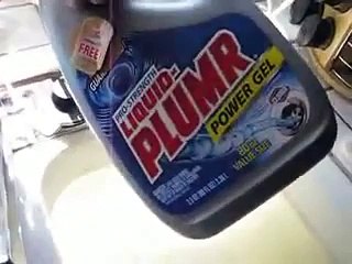 How to unclog a kitchen sink