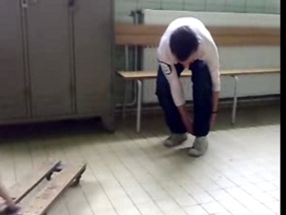 skatevélo+cascade double salto arriere