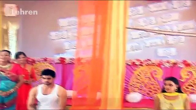 Ranveer ne batadi Ishani ko Apni Feelings iss baat se Ritika hai RV se naaraj - 29 july 2015 - Meri Aashiqui Tum Se Hi