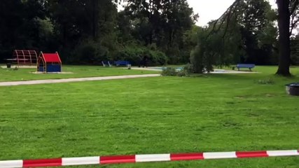 Zwembad De Breede in Warffum gesloten om ravage na windhoos op te ruimen - RTV Noord