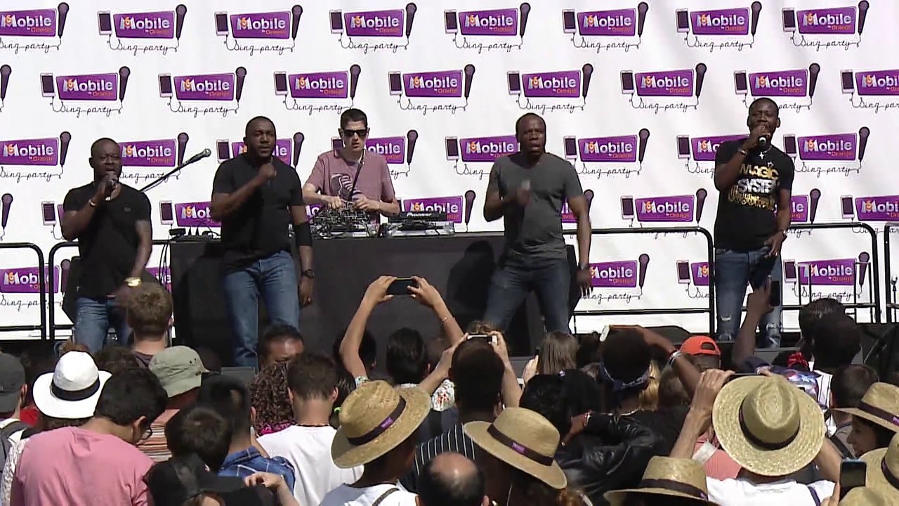 M6 mobile : 10 ans M6 mobile Sing Party, Magic System