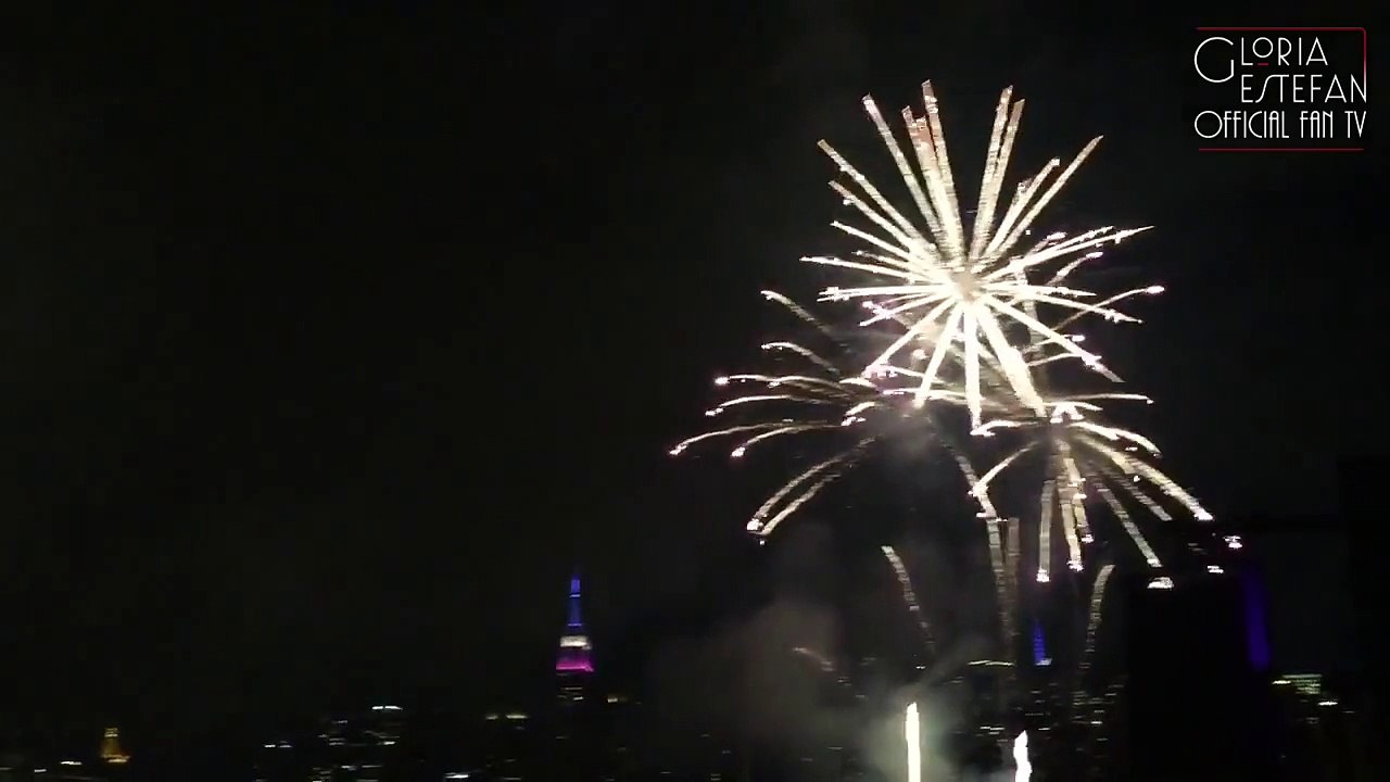 The debut of Gloria Estefan s  America  on the 39th Annual Macy’s 4th of July Fireworks show