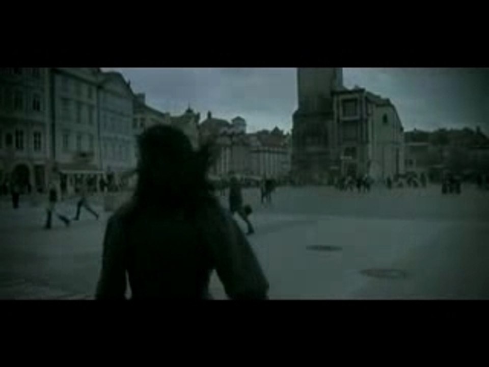 Dolores O'Riordan - Ordinary Day