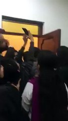 Yeh Dekho Girls ka Pagalpan