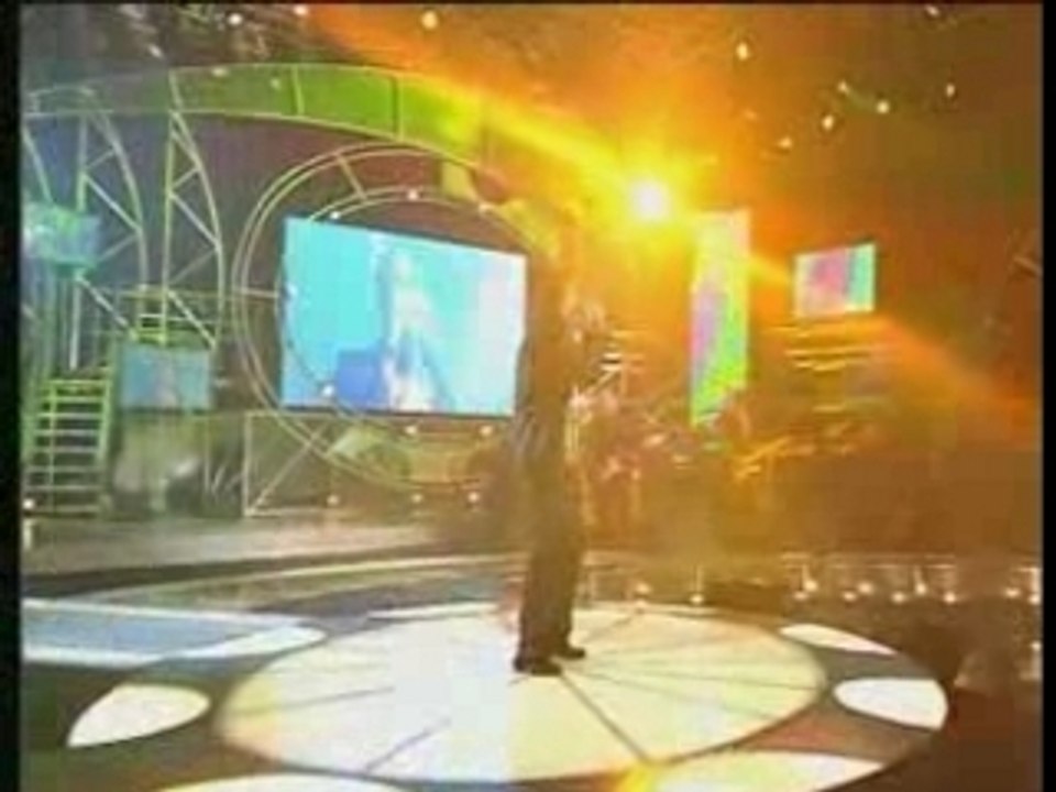 Yoann - Beautiful Stranger