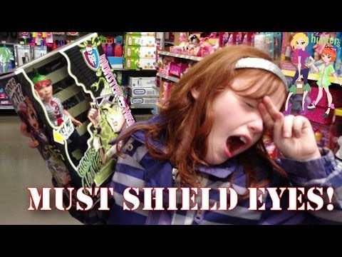 The Doll Hunters Find Monster High Ghouls Alive Deuce Gorgon and Torelei Stripe