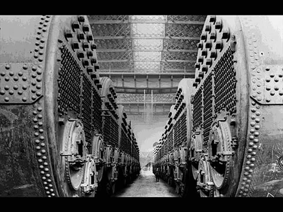 Titanic's steam engines and Parson turbine sounds