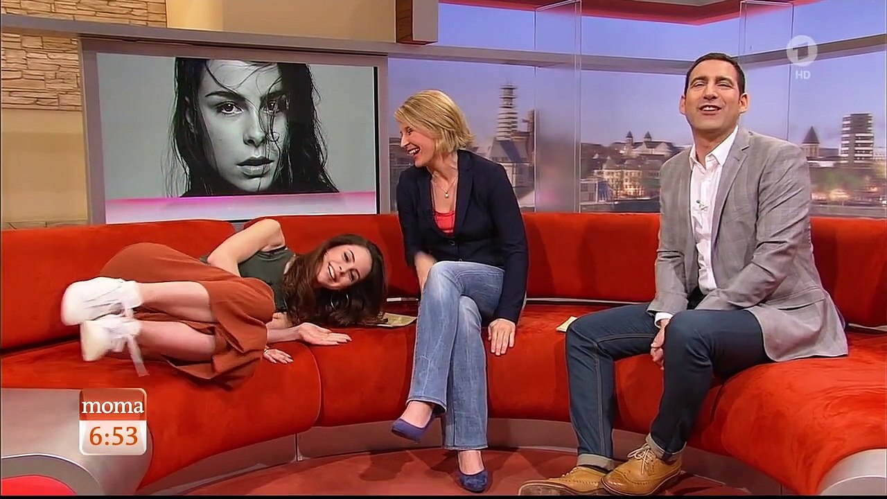 Lena - Traffic lights (ARD-Morgenmagazin - Das Erste HD 2015 may04)