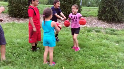 Little girls boxing
