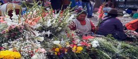 Pisac market, Sacred Valley, Peru