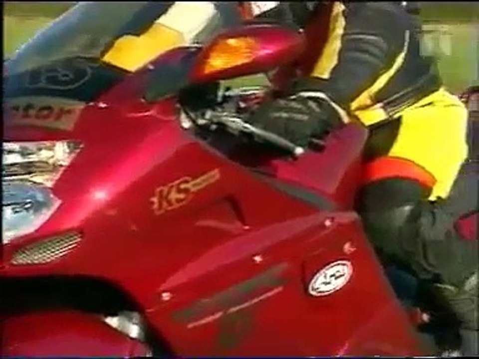 Test standard Honda Super Blackbird XX CBR with comment 0-300 km/h from 0:55