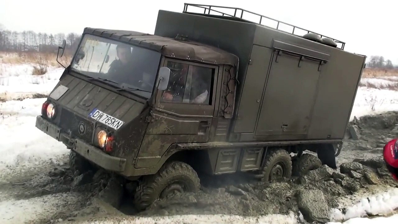 pinzgauer 6x6  breaks the ice.avi