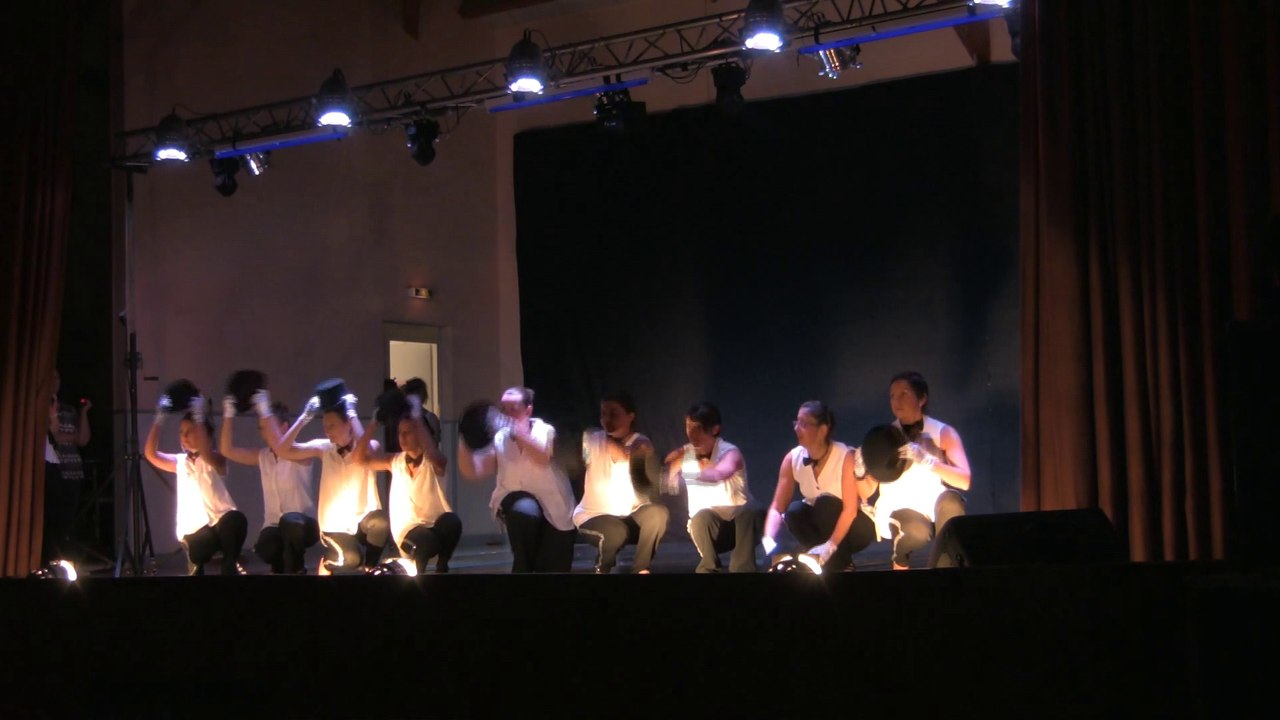 les ADULTES (Boss ) Gala de danse du 20 JUIN 2015 ESTISSAC