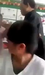 초등학교 교사와 학생간의 쌍방 폭행 사건