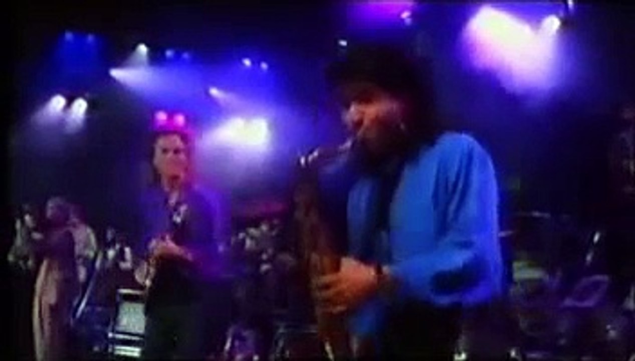 The Rippingtons - Curves Ahead (Live)