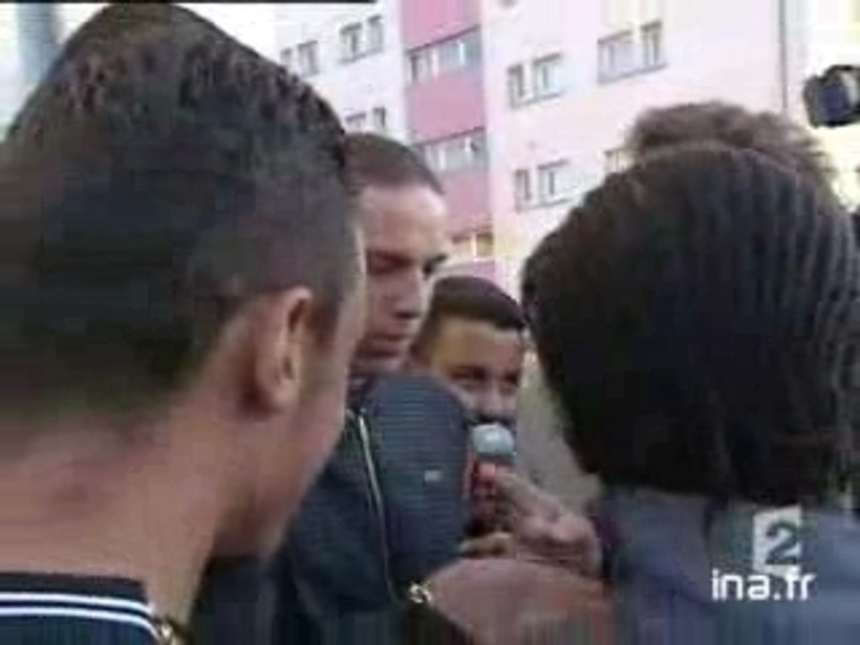 Bayrou mets une baffe !