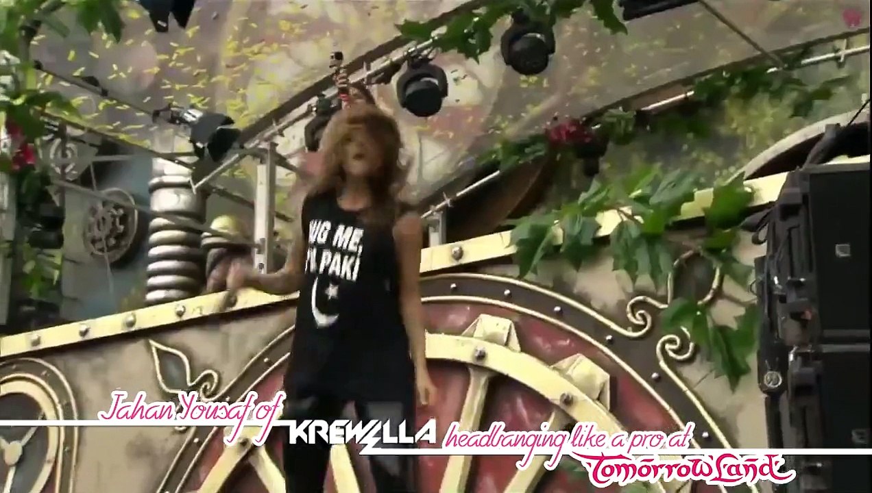 Jahan Yousaf of Krewella headbanging like a pro