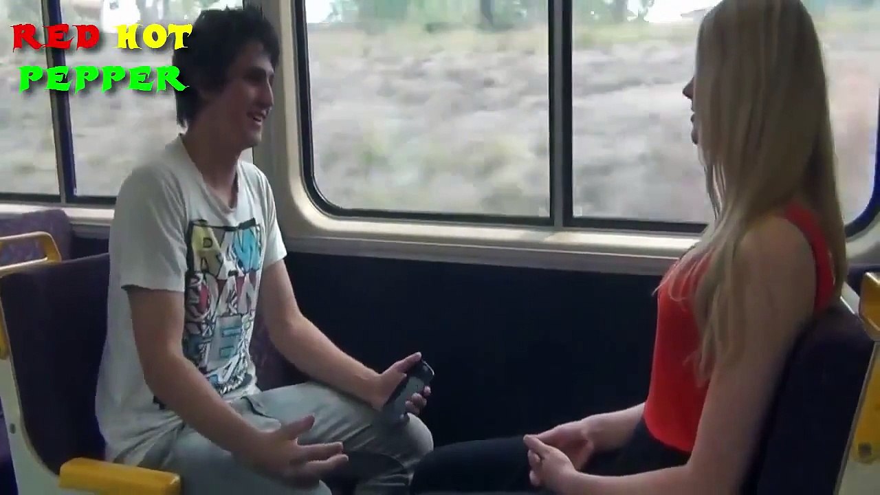 Beijo de Lingua ♥ Beijos de Lingua ♥ Beijo Lingua ♥  Beijo Apaixonado ♥ KISSING PRANK 2015 # 50