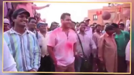 Behind The Scenes-Salman Khan In Bajrangi Bhaijaan -Selfie Le Le Re