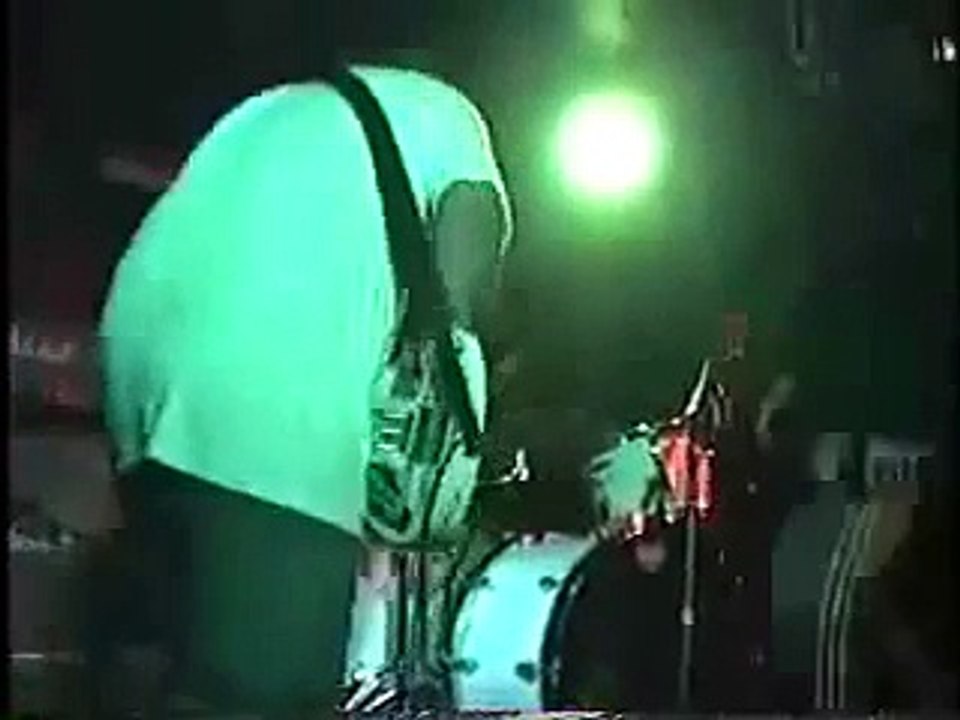 Deftones-Nosebleed Live @ Berkely Square 1994