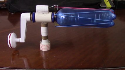 How to Make a Gun That Shoots - Simple Rubber Band Gatling gun