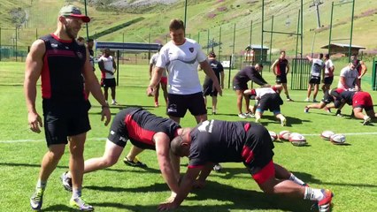 Les avants toulonnais à l'effort à Tignes