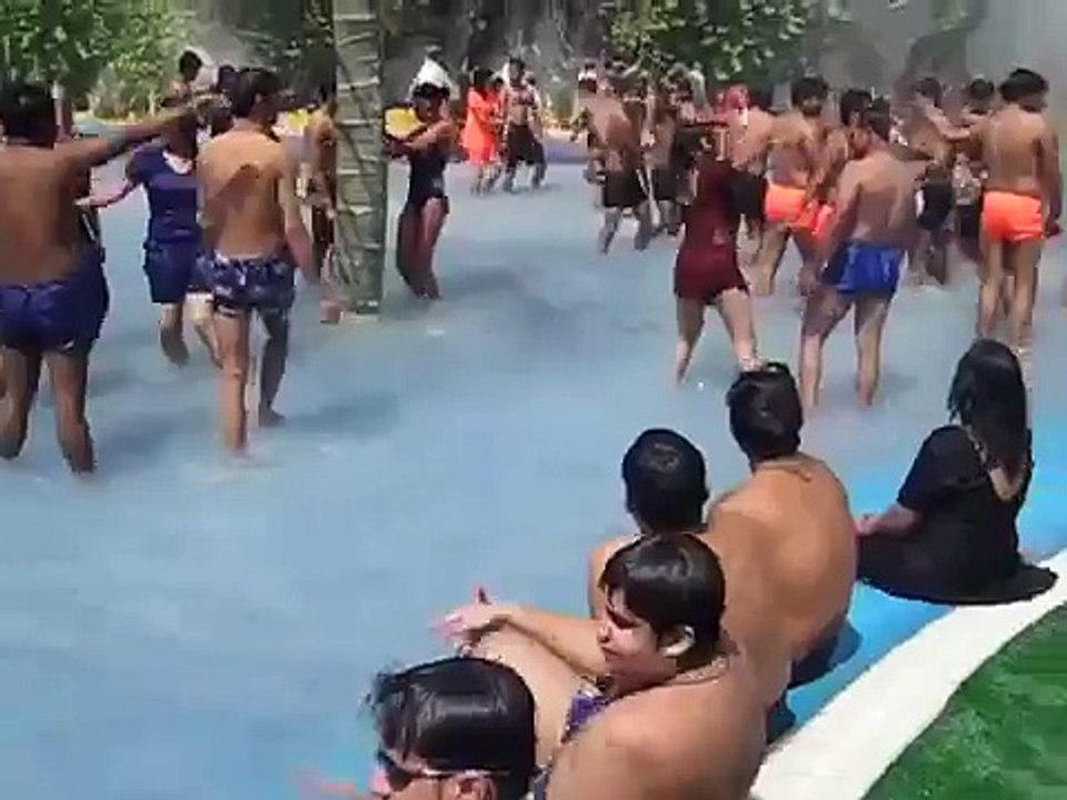 HOT Dance in Fun and Food  Water Park   Gurgaon   Hot Dance   Funny Girl  Best Funny Videos