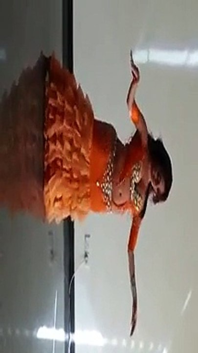 billi  dance