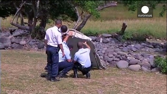 Эксперты отправились на Реюньон на опознание возможных обломков MH370