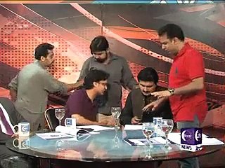 Fight Between  JUIF Jan Achakzai and PMLQ Ajmal Wazir In live show