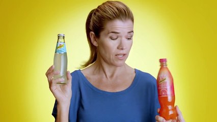 Anke Engelke wirbt für Schweppes Fruity