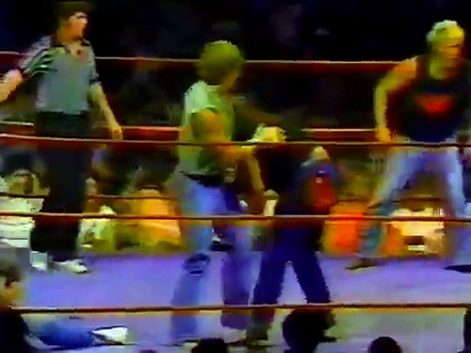 The Freebirds vs The Von Erichs Badstreet Match (7-4-1984)