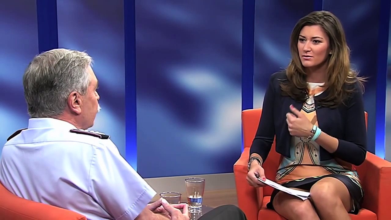 Nachgefragt! Fernsehjournalistin Sandra Thier fühlt Oberst Ulrich Kirsch auf den Zahn