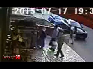 Unutulan çantanın çalınma anı kamerada