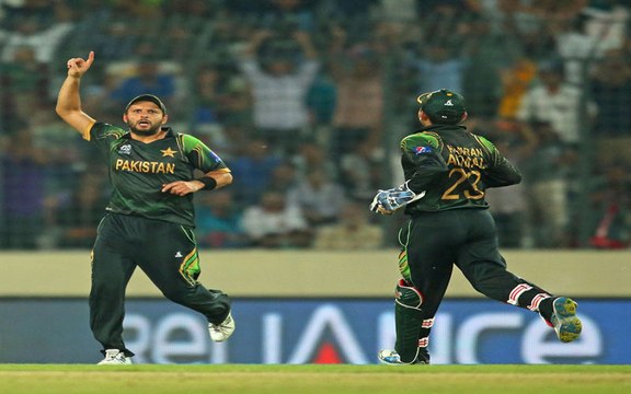 Sri lanka vs Pakistan 1st T20 30 July 2015 Highlights Full Dailymotion - Highlights Pak vs srl Match