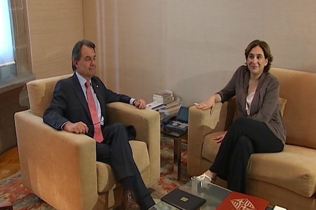 Mas y Colau coinciden en su crítica a Rajoy