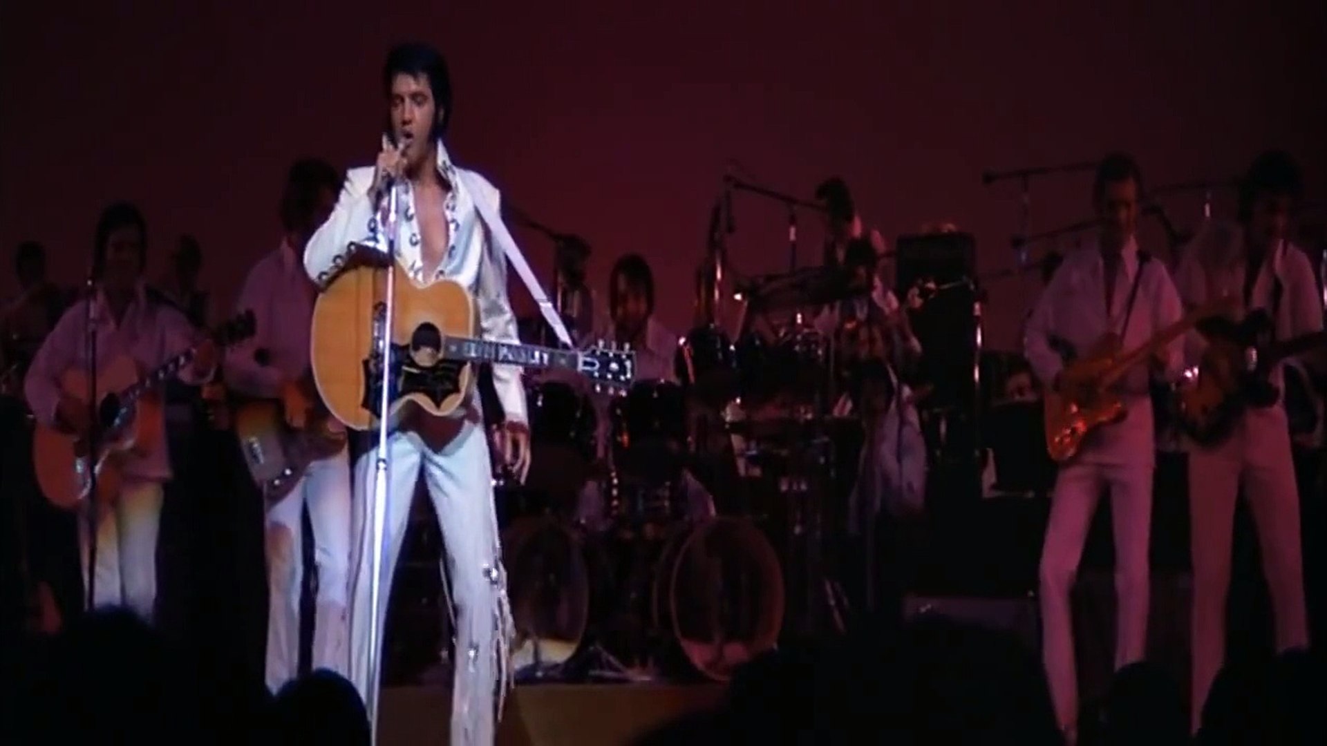 ⁣Elvis Presley - I Got A Woman (Live) [HD]