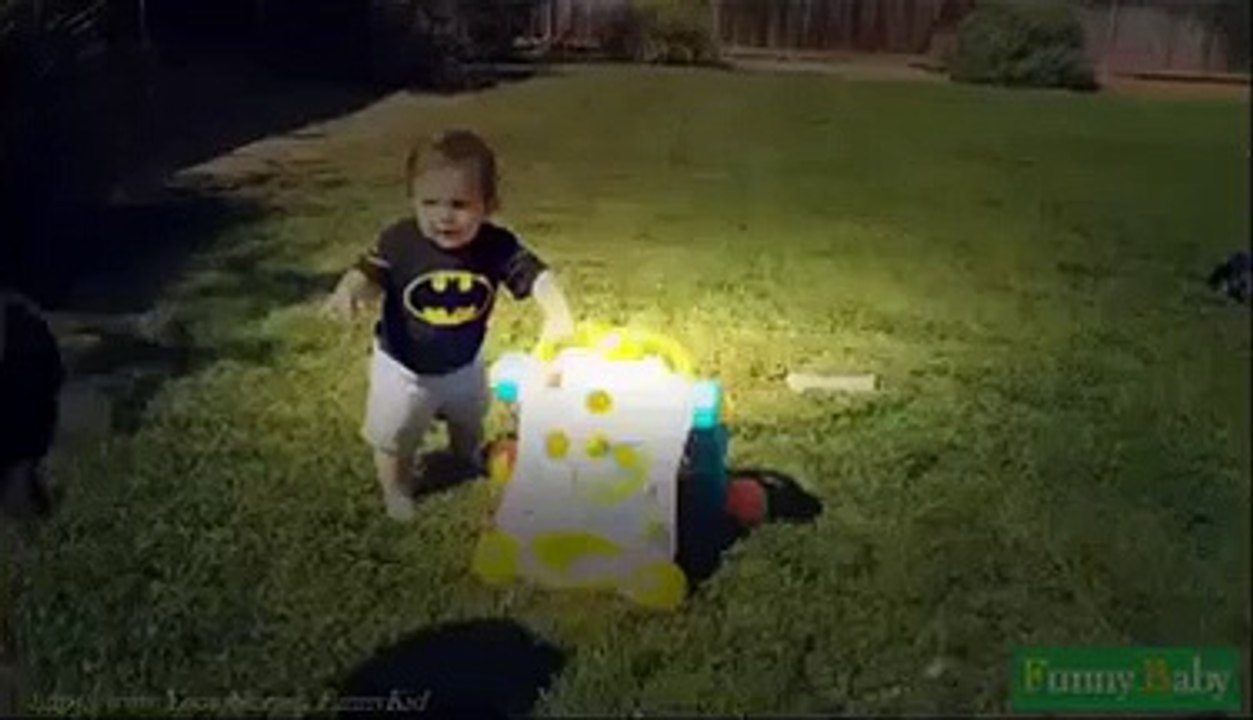 Fou rires bébé Funny kid Cute baby Drôle exotique bébés animaux  Videos funny baby 2015 | [New] | Fu